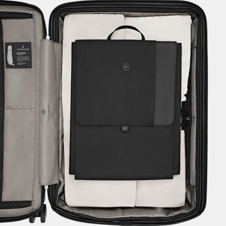 Travel Essentials Medium Packmaster
